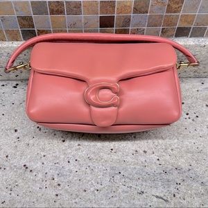 Coach Pillow Tabby 26.